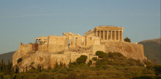acropolis de atenas