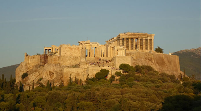 acropolis de atenas