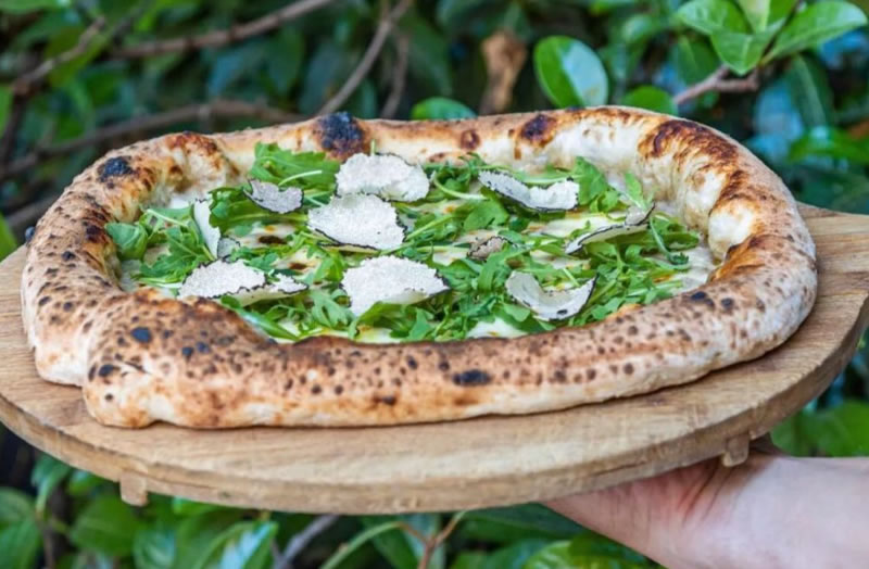 pizza en atenas