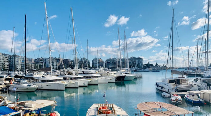 Piraeus, el puerto de Atenas Piraeus, el puerto de Atenas