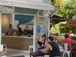 cafeteria en atenas