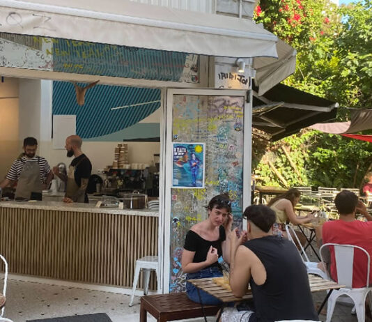 cafeteria en atenas